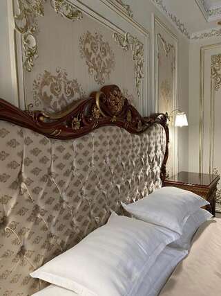 Отель Lion Отель Нур-Султан Двухместный номер Делюкс с 1 кроватью-1