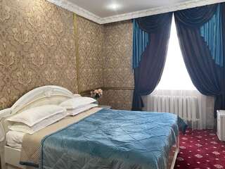 Отель Lion Отель Нур-Султан Стандартный двухместный номер с 1 кроватью-10