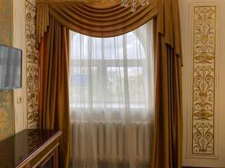 Отель Lion Отель Нур-Султан Семейный суперлюкс-25